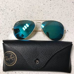 PRICE DROP!!!Ray Ban Aviators